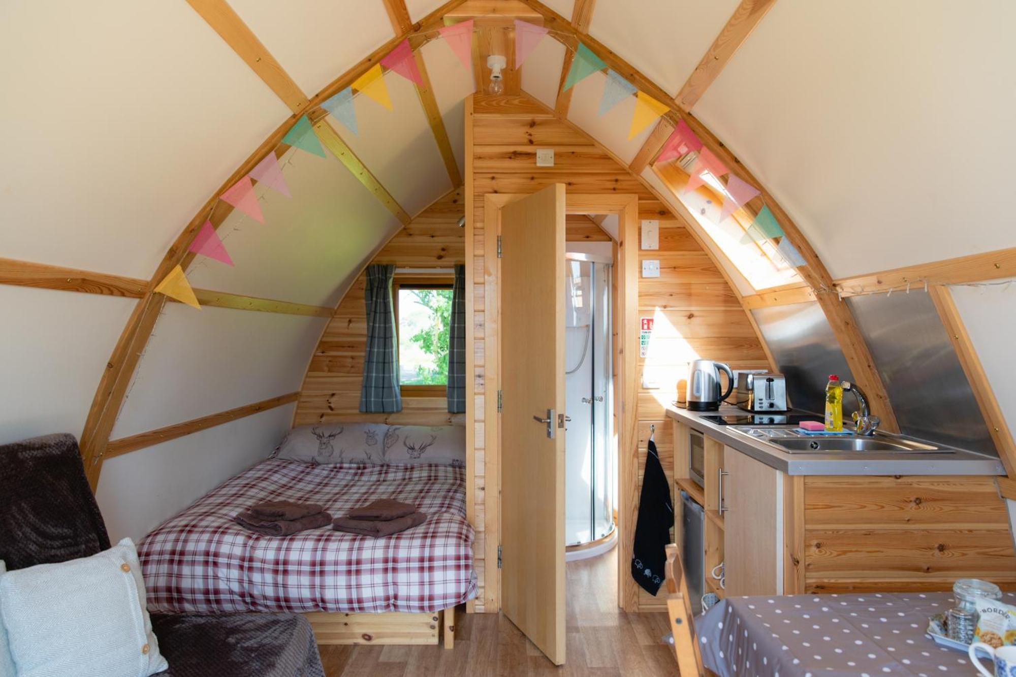 Sedgewell Barn By Wigwam Holidays Нортхаллертон Номер фото